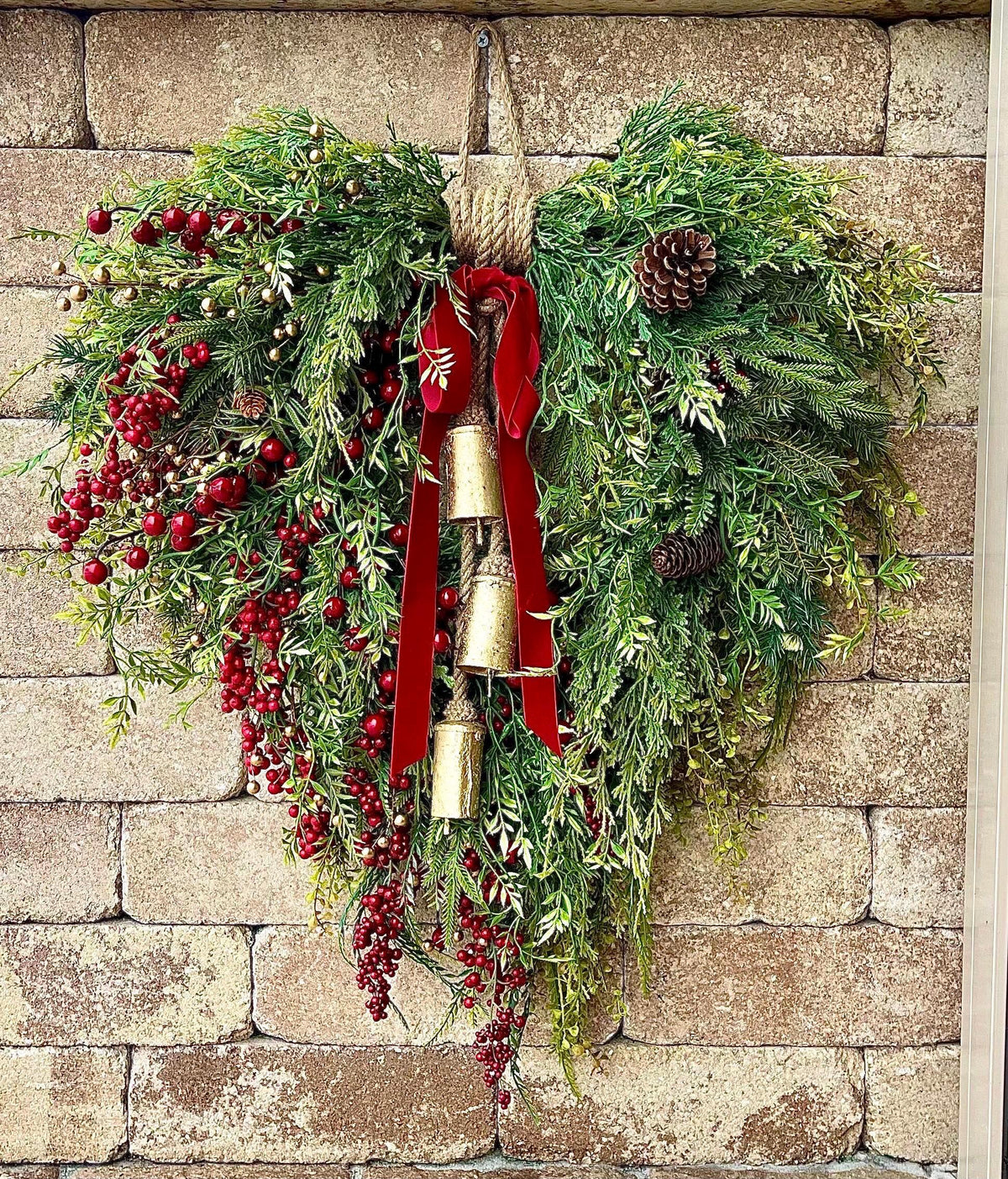 Red Berry Christmas Wreath: Rustic Farmhouse Evergreen with Gold Bells