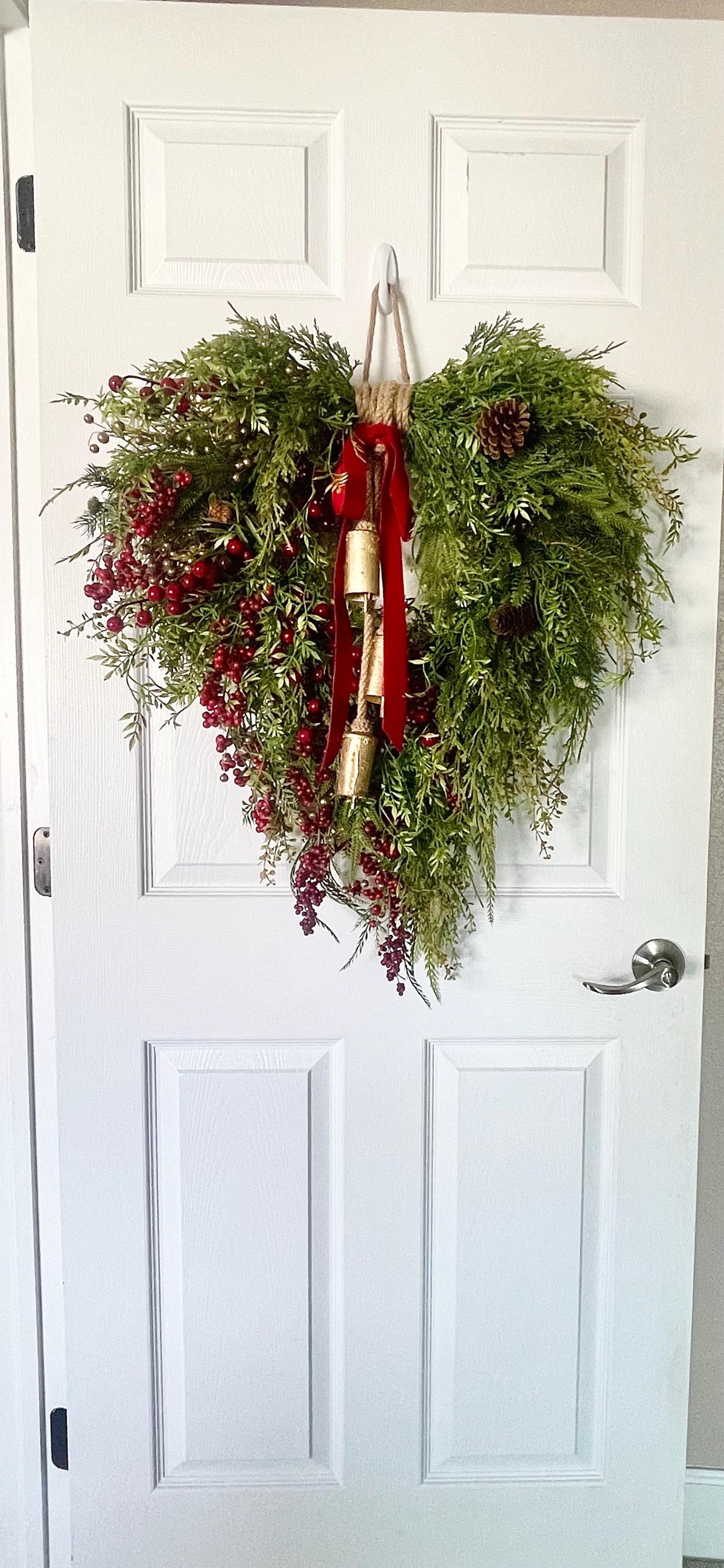 Red Berry Christmas Wreath: Rustic Farmhouse Evergreen with Gold Bells